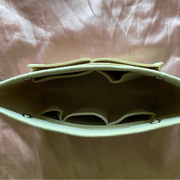 NWOT Felt color fast bag organizer - Picture 3 of 3